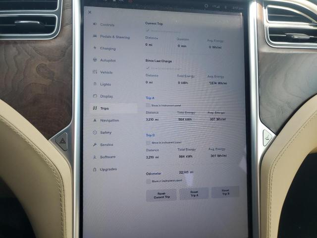 Photo 9 from auction – 2017 TESLA MODEL S with VIN 5YJSA1E23HF194574