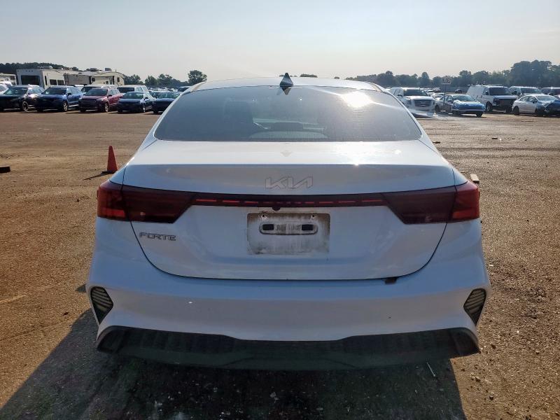 Photo 6 from auction – 2023 KIA FORTE LX with VIN 3KPF24AD2PE507934