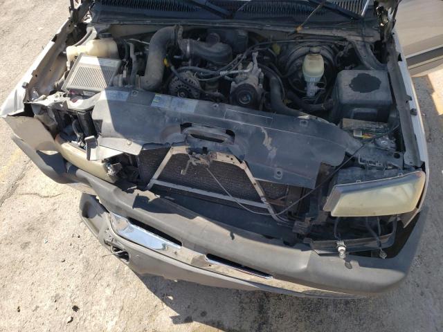 Photo 11 from auction – 2005 CHEVROLET SILVERADO with VIN 1GCEC19X65Z234889