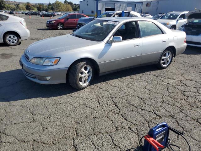 LEXS ES 300 2001 with VIN JT8BF28G110333392 - Photo from auction