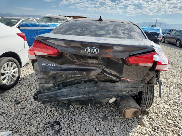 Photo 6 from auction – 2017 KIA FORTE LX with VIN 3KPFL4A71HE129985