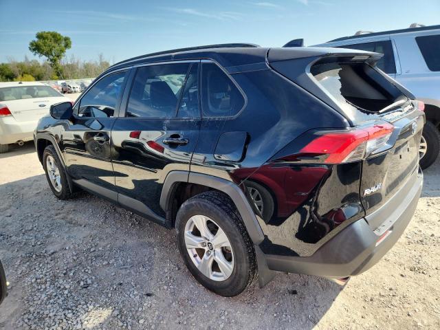 Photo 2 from auction – 2019 TOYOTA RAV4 XLE with VIN JTMW1RFV1KD002799
