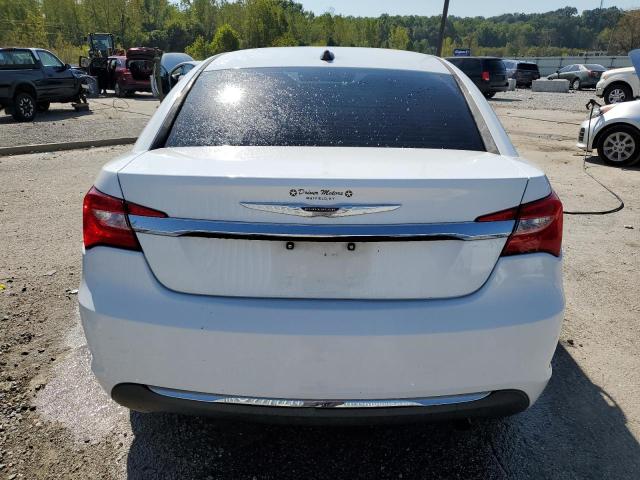 Photo 6 from auction – 2013 CHRYSLER 200 LX with VIN 1C3CCBABXDN704929