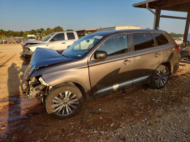 MITSUBISHI OUTLANDER 2019 with VIN JA4AD2A36KZ028889 - Photo from auction