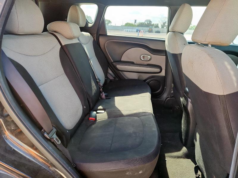 Photo 11 from auction – 2015 KIA SOUL with VIN KNDJN2A25F7749569