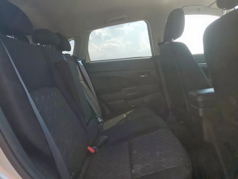 Photo 10 from auction – 2024 MITSUBISHI OUTLANDER with VIN JA4ARUAU2RU020611