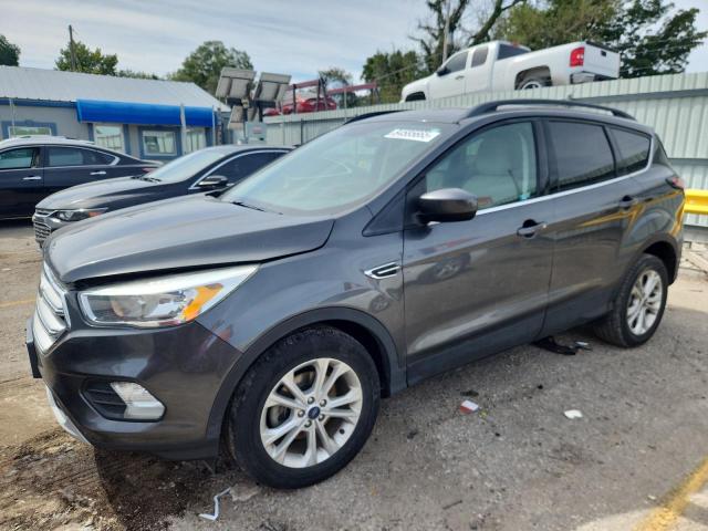 FORD ESCAPE SE 2018 with VIN 1FMCU0GDXJUD20829 - Photo from auction