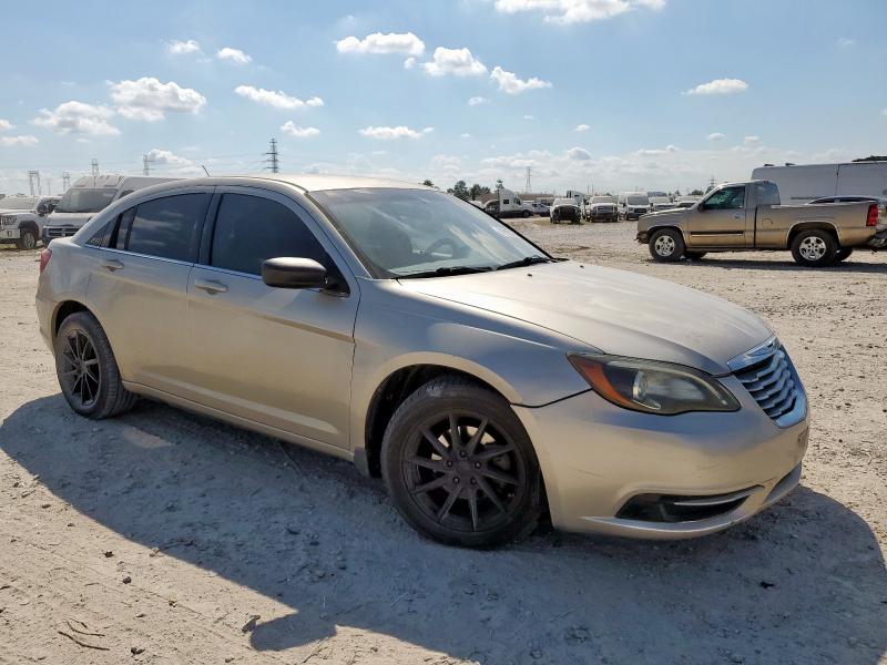 Photo 4 from auction – 2014 CHRYSLER 200 LX with VIN 1C3CCBAB2EN122843