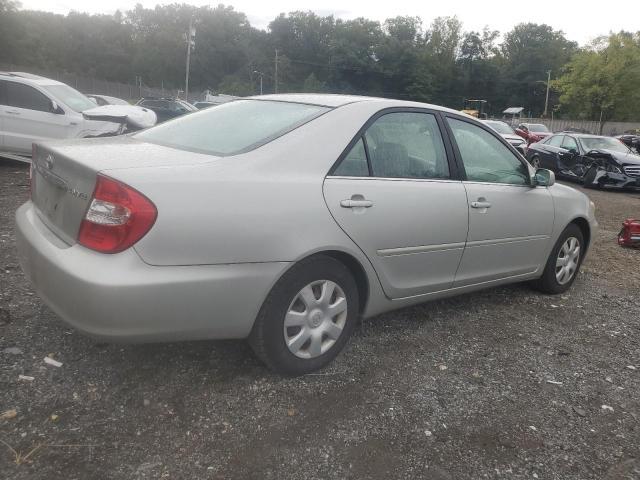 Photo 3 from auction – 2002 TOYOTA CAMRY LE with VIN 4T1BE32K52U557181