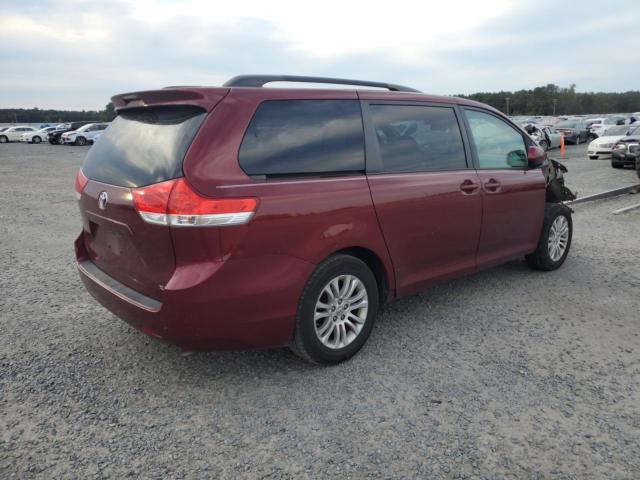 Photo 3 from auction – 2013 TOYOTA SIENNA XLE with VIN 5TDYK3DC2DS309829