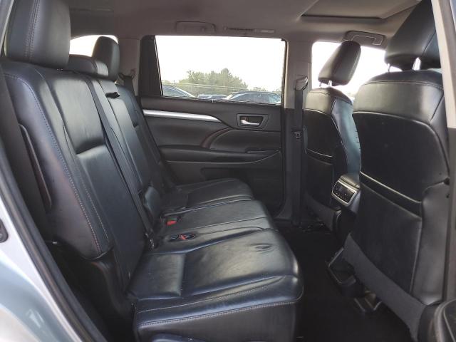 Photo 11 from auction – 2015 TOYOTA HIGHLANDER with VIN 5TDJKRFH5FS179688