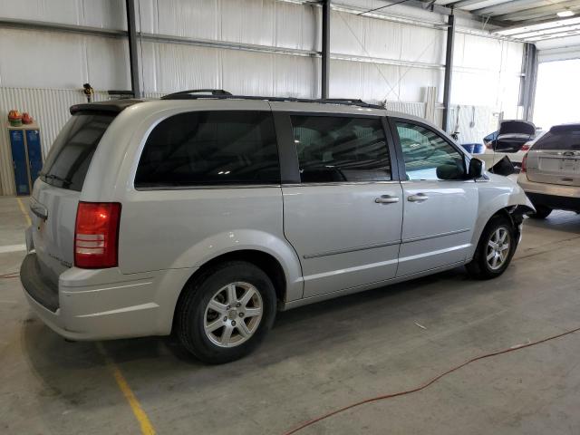 Photo 3 from auction – 2010 CHRYSLER TOWN & COU with VIN 2A4RR5D15AR240529