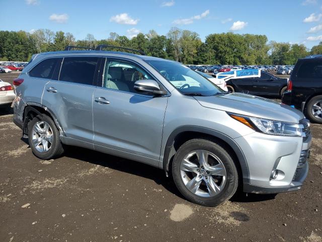 صورة رقم 4 من المزاد - 2017 TOYOTA HIGHLANDER مع VIN 5TDDZRFH7HS418847