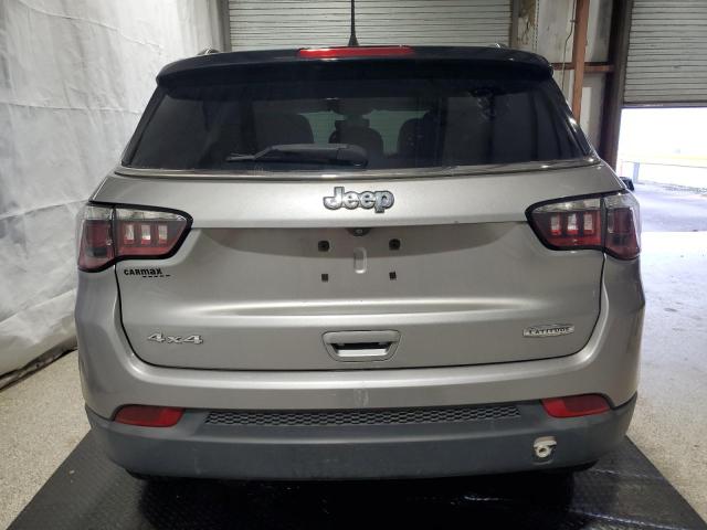 Photo 6 from auction – 2018 JEEP COMPASS LA with VIN 3C4NJDBBXJT470601