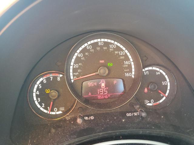 Photo 9 from auction – 2014 VOLKSWAGEN BEETLE with VIN 3VWF17AT1EM638638