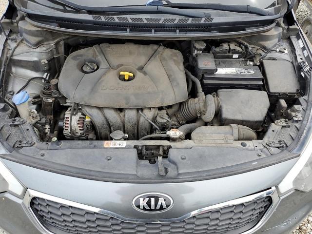 Photo 11 from auction – 2016 KIA FORTE LX with VIN KNAFX4A65G5559375