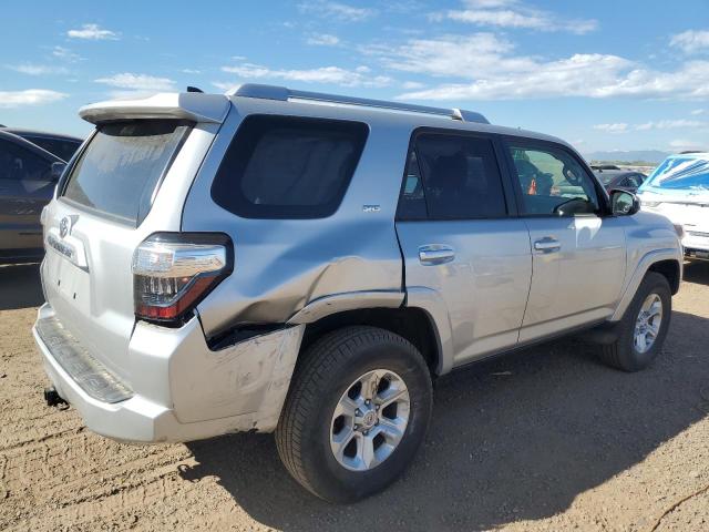 Photo 3 from auction – 2018 TOYOTA 4RUNNER SR with VIN JTEBU5JRXJ5513652