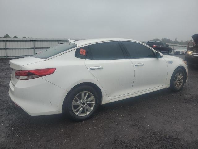 Photo 3 from auction – 2016 KIA OPTIMA LX with VIN 5XXGT4L32GG020343