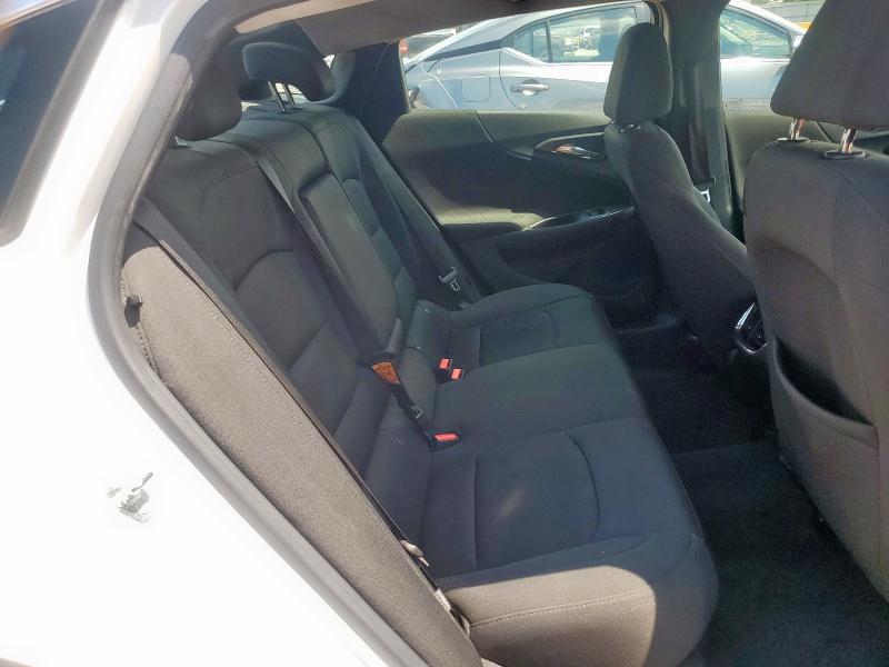 Photo 10 from auction – 2017 CHEVROLET MALIBU LT with VIN 1G1ZE5ST3HF117795