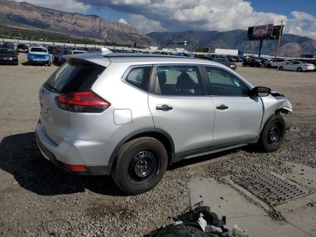 Photo 3 from auction – 2017 NISSAN ROGUE S with VIN KNMAT2MT3HP541090
