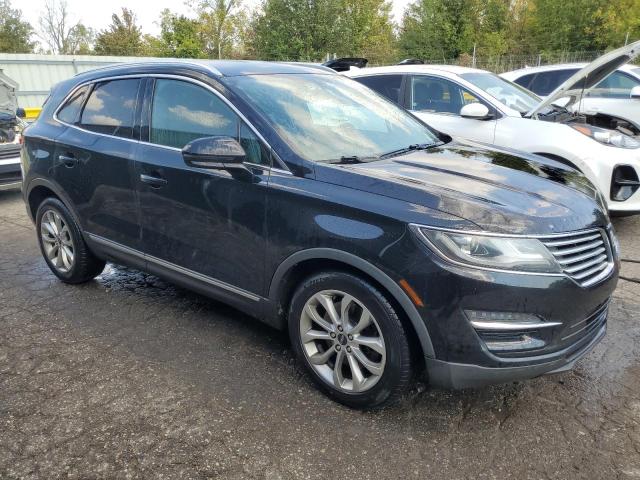 Photo 4 from auction – 2016 LINCOLN MKC SELECT with VIN 5LMCJ2C96GUJ30652