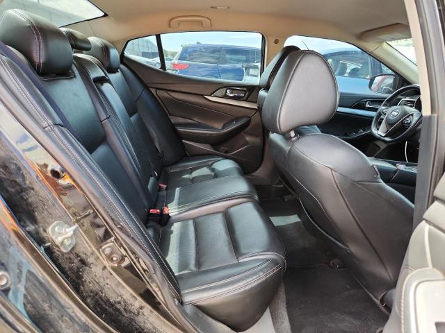 Photo 10 from auction – 2017 NISSAN MAXIMA 3.5 with VIN 1N4AA6AP9HC447118