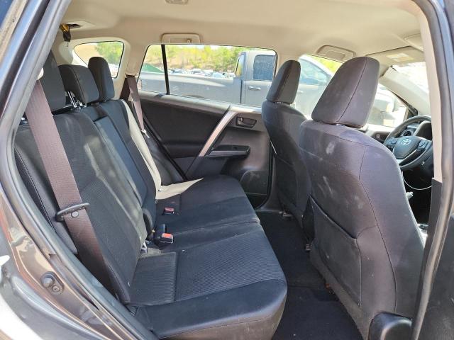Photo 11 from auction – 2017 TOYOTA RAV4 LE with VIN JTMBFREV2HJ120050