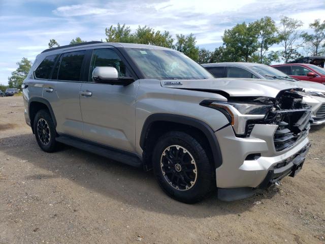 Photo 4 from auction – 2024 TOYOTA SEQUOIA SR5 with VIN 7SVAAABA3RX037079