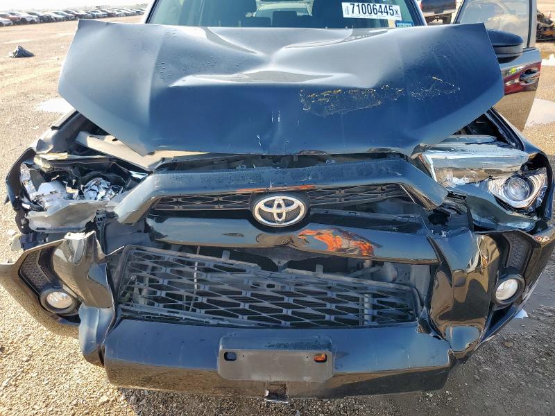 Photo 12 from auction – 2017 TOYOTA 4RUNNER SR5 with VIN JTEZU5JR3H5152516