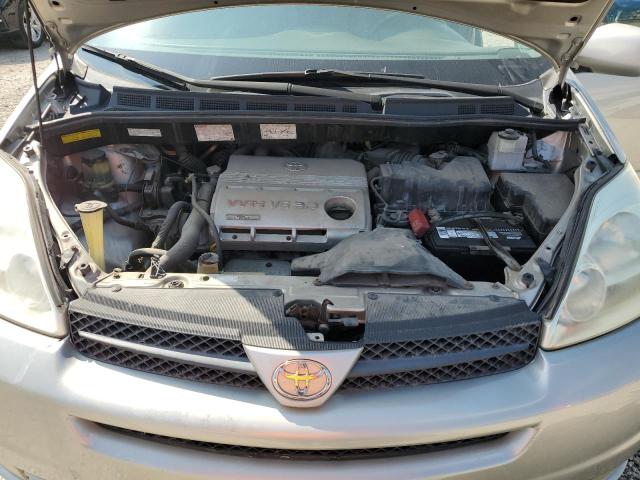 Photo 12 from auction – 2005 TOYOTA SIENNA XLE with VIN 5TDBA22C85S028982