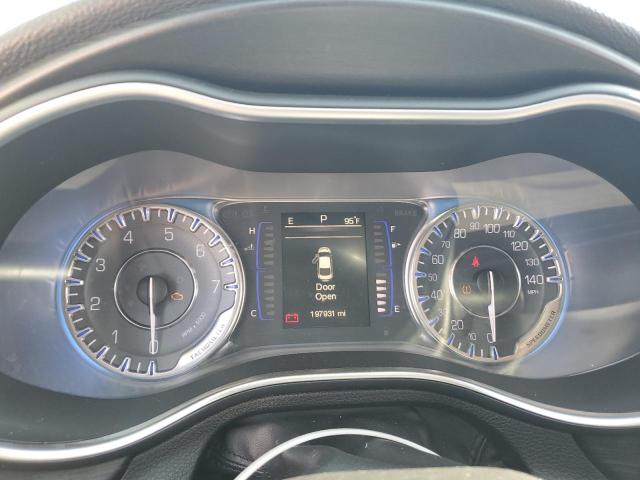 Photo 9 from auction – 2015 CHRYSLER 200 LIMITE with VIN 1C3CCCAB8FN670580