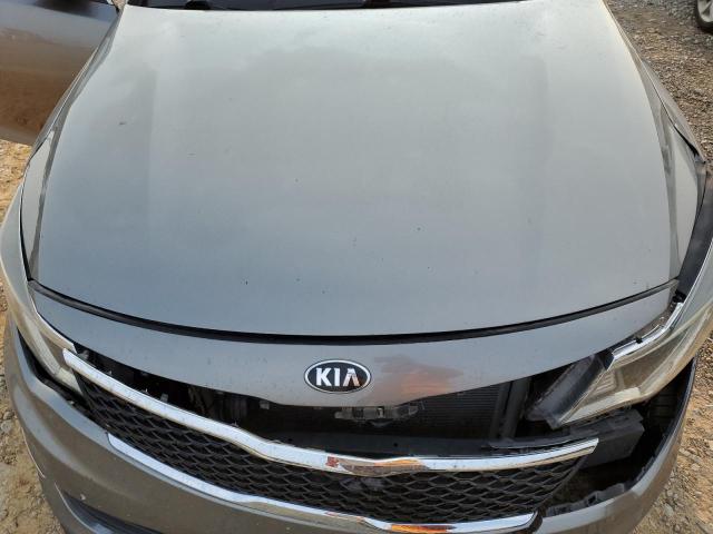 Photo 11 from auction – 2018 KIA OPTIMA LX with VIN 5XXGT4L37JG185361