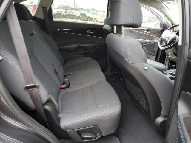 Photo 11 from auction – 2017 KIA SORENTO with VIN 5XYPG4A58HG228961