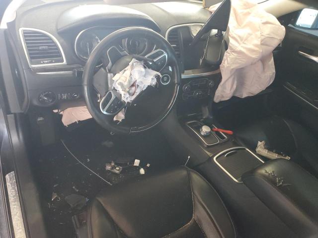Photo 8 from auction – 2019 CHRYSLER 300 LIMITE with VIN 2C3CCAKG7KH690904