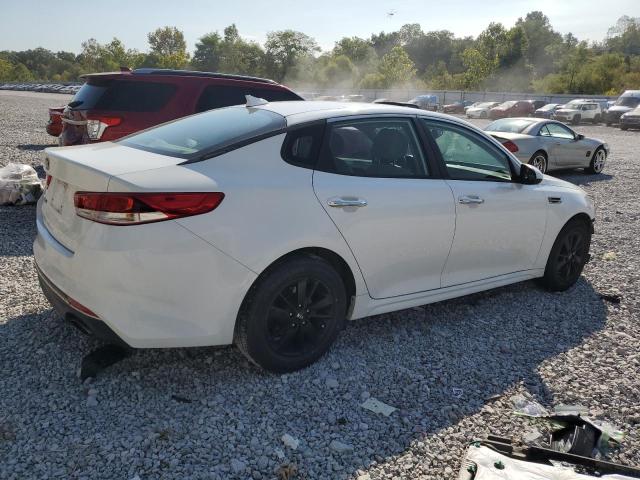 Photo 3 from auction – 2017 KIA OPTIMA LX with VIN 5XXGT4L32HG178098