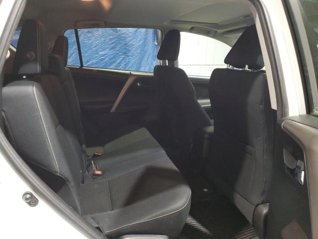 Photo 11 from auction – 2017 TOYOTA RAV4 XLE with VIN 2T3RFREV0HW550966