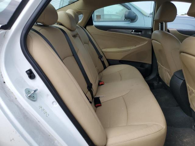 Photo 10 from auction – 2015 HYUNDAI SONATA HYB with VIN KMHEC4A43FA132495