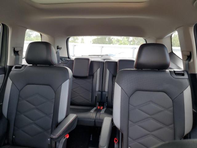 Photo 10 from auction – 2024 VOLKSWAGEN ATLAS with VIN 1V2GR2CA3RC596185