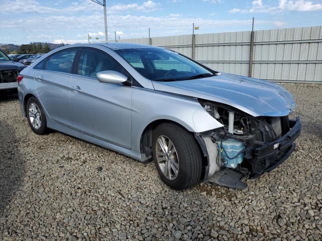Photo 4 from auction – 2014 HYUNDAI SONATA GLS with VIN 5NPEB4AC3EH869475