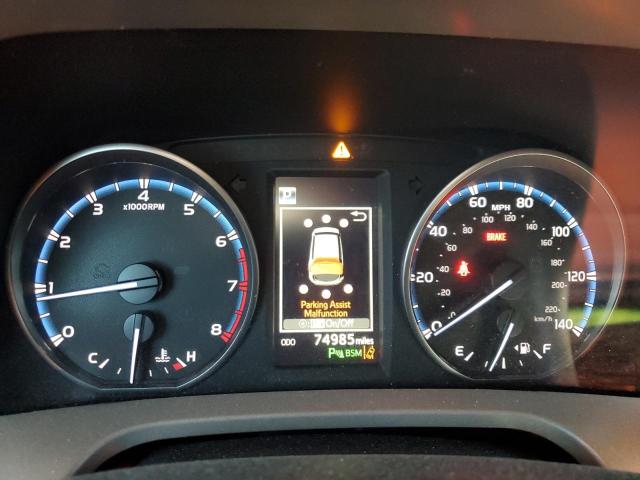 Photo 9 from auction – 2018 TOYOTA RAV4 with VIN 2T3WFREV9JW490906