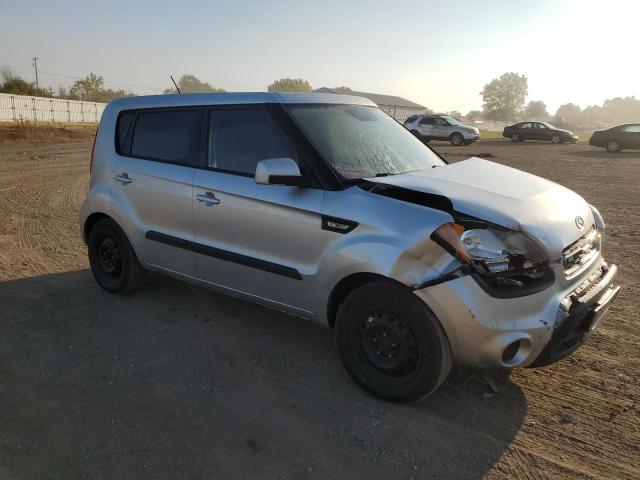 Photo 4 from auction – 2013 KIA SOUL with VIN KNDJT2A58D7529470