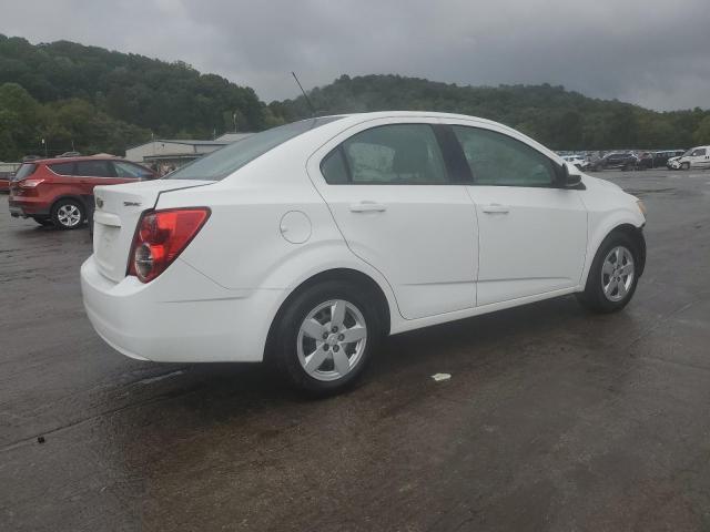 Photo 3 from auction – 2015 CHEVROLET SONIC LS with VIN 1G1JA5SG0F4127009
