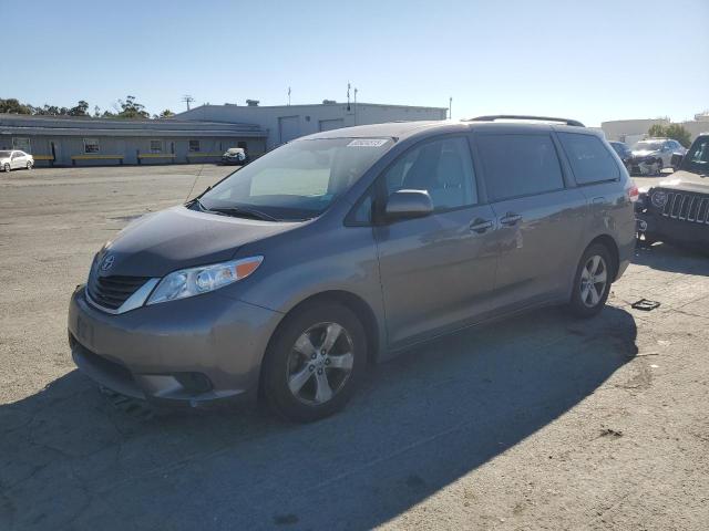 Photo 1 from auction – 2011 TOYOTA SIENNA LE with VIN 5TDKK3DC8BS104387