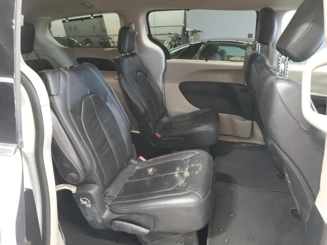 Photo 11 from auction – 2018 CHRYSLER PACIFICA T with VIN 2C4RC1BG2JR112210