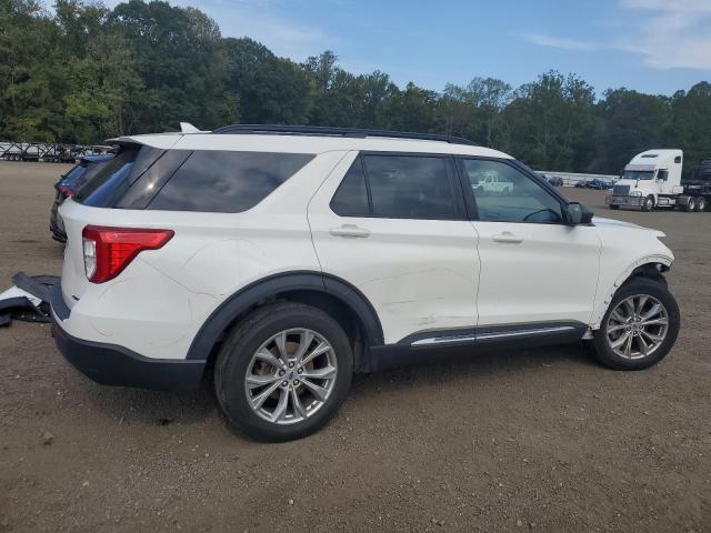 Photo 3 from auction – 2023 FORD EXPLORER XLT with VIN 1FMSK8DHXPGA53738