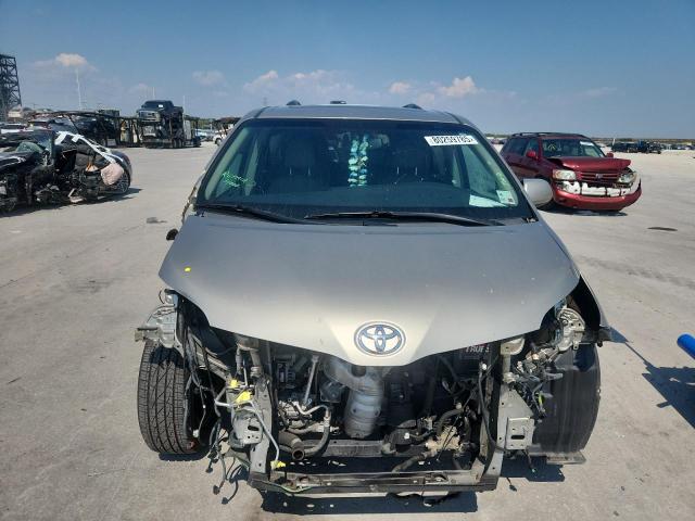 Photo 5 from auction – 2017 TOYOTA SIENNA XLE with VIN 5TDYZ3DC3HS895040