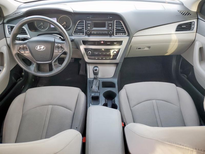 Photo 8 from auction – 2015 HYUNDAI SONATA SE with VIN 5NPE24AF9FH044648