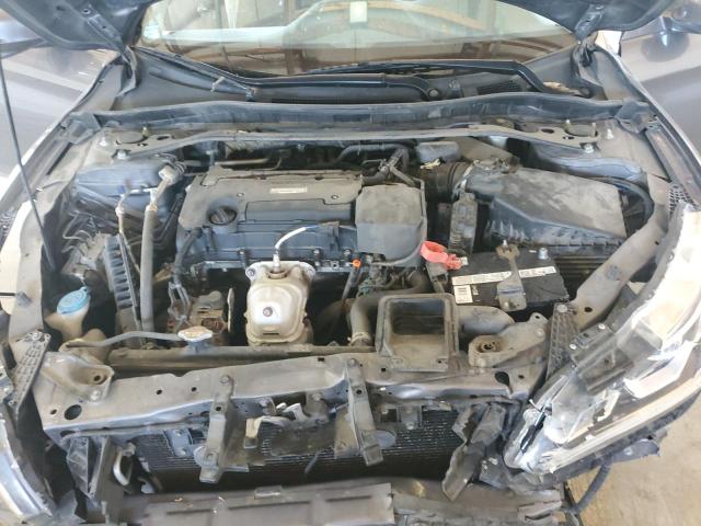 Photo 11 from auction – 2016 HONDA ACCORD with VIN 1HGCR2F8XGA135469