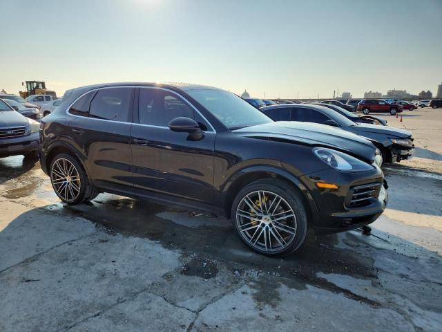 Photo 4 from auction – 2019 PORSCHE CAYENNE with VIN WP1AA2AY7KDA18779