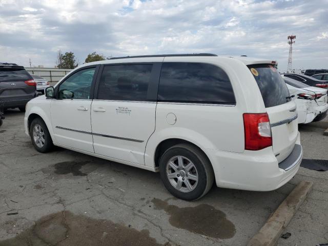 Photo 2 from auction – 2013 CHRYSLER TOWN & COU with VIN 2C4RC1BG6DR657458